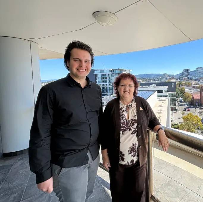 Hi <member name> our sms sent earlier today included a link that may not be working for some members. Details of our member meetings on Wednesday 22nd April can be found here:  https://mailchi.mp/usu.org.au/87-2694680  Apologies for any confusion Danielle