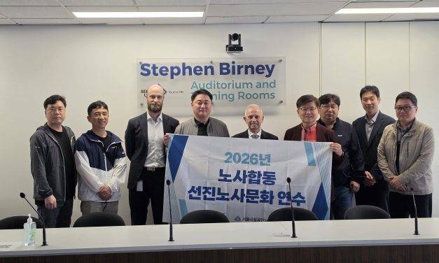 Sharing insights: USU welcomes Korean delegation